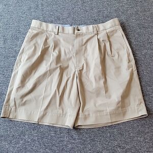 Brooks Brothers Shorts Men 36 Khaki Pleated Light Weight Advantage Chino Stretch